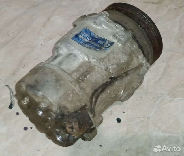 Компрессор кондиционера Skoda Octavia tour