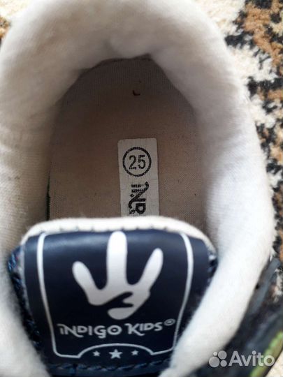 Кроссовки детские