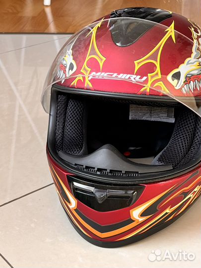 Шлем снегоходный