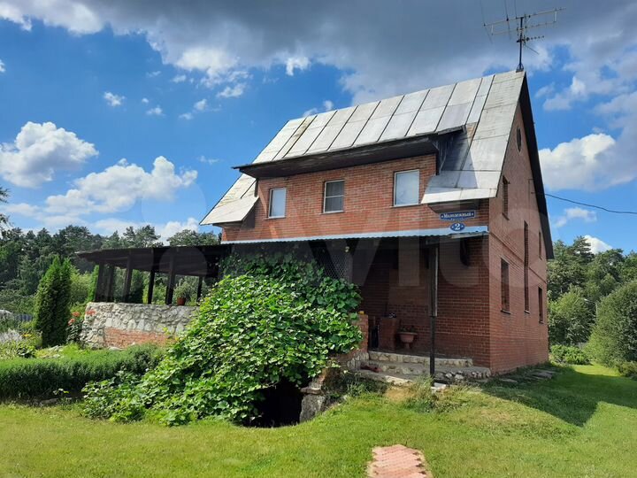 Дом 200 м² на участке 10 сот.