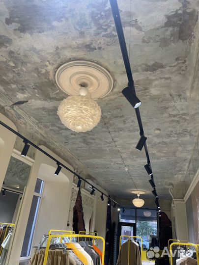 Трековые светильники на шинопроводе