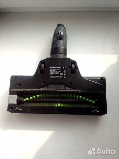 Турбощетка на пылесос Redmond RV-UR 355