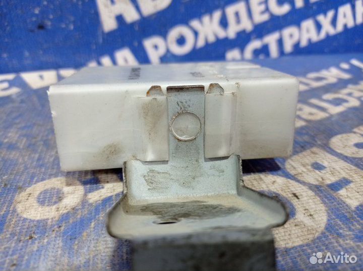 Блок управления двери Nissan Teana J31 седан