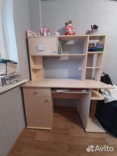 Компьютерный стол