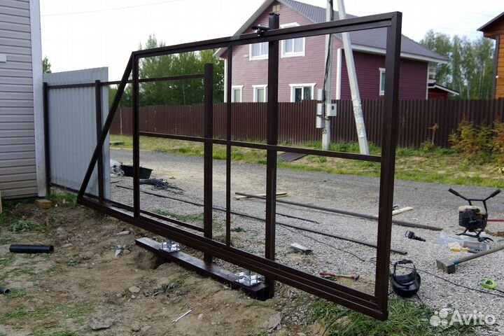 Откатные ворота с калиткой