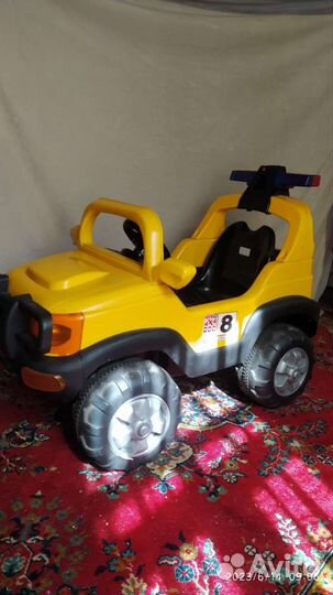Детский электромобиль джип