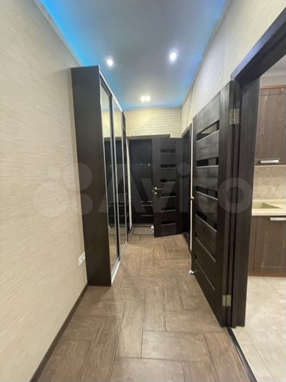 2-к. квартира, 85 м², 4/9 эт.