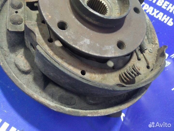 Задний правый поворотный кулак Bmw E36 седан 1996