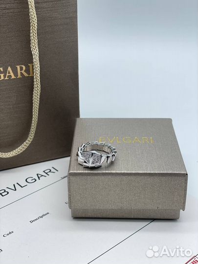 Bvlgari кольцо
