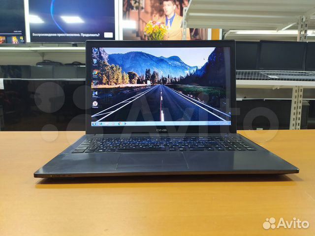 DNS W650EH/i5 3210/8GB/GT740M/300GB/15.6