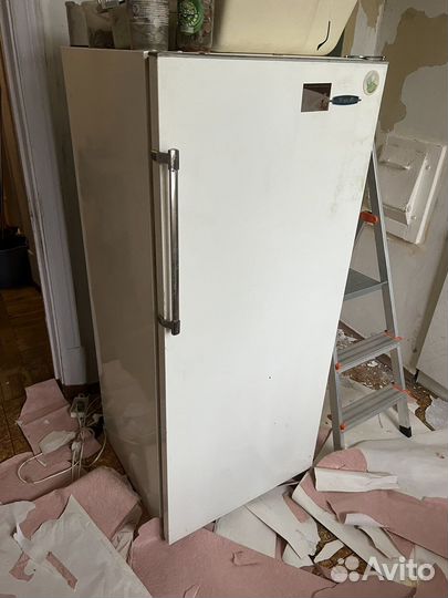 Холодильник ЗИЛ 63 Москва самовывоз
