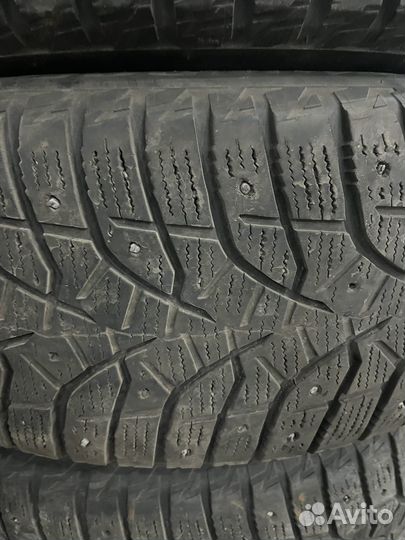 Bridgestone Blizzak Spike-02 SUV 265/60 R18