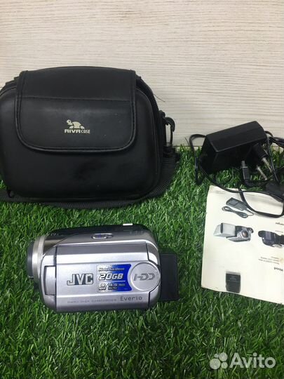 Продам видиокамеру Jvs