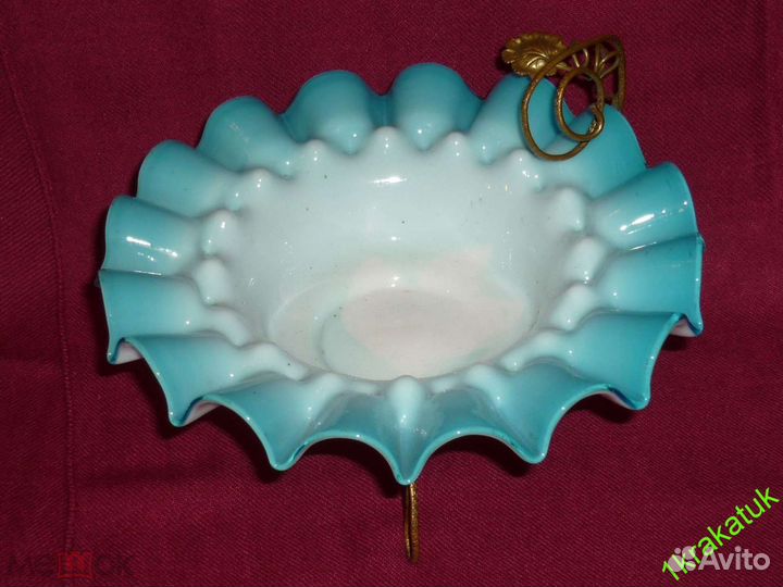 Ажурная ваза конфетница голубое стекло Нач 20 века