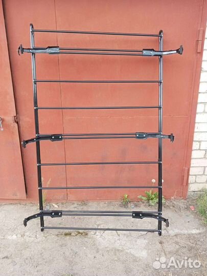 Багажник на крышу легкового автомобиля