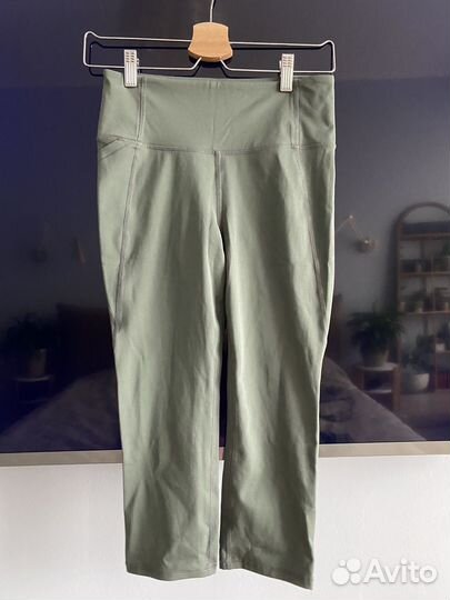 Спортивные леггинсы капри