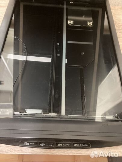 Планшетный сканер Canon Lide 110