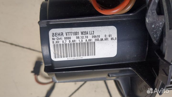 Двигатель отопителя Mercedes GLK X204