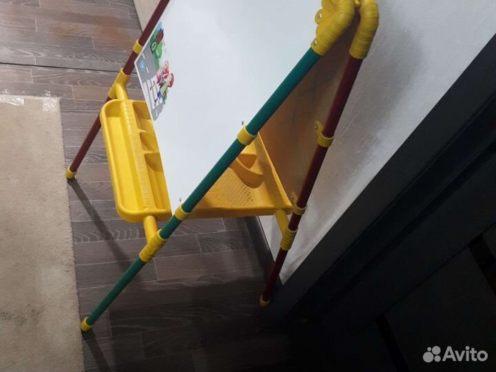 Мольберт детский двусторонний