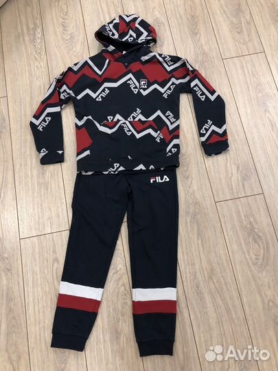 Спортивный костюм fila для мальчика 146-152