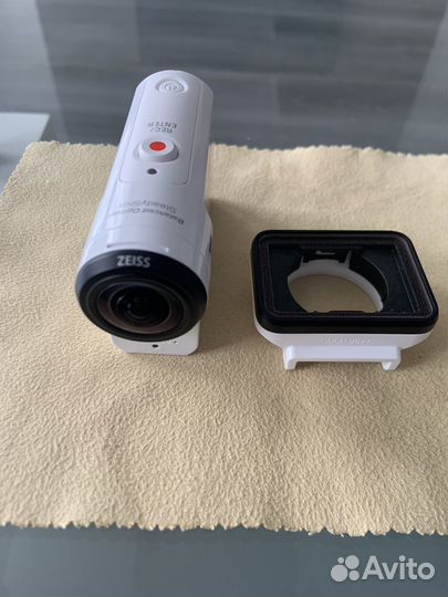 Экшен камера sony hdr as300