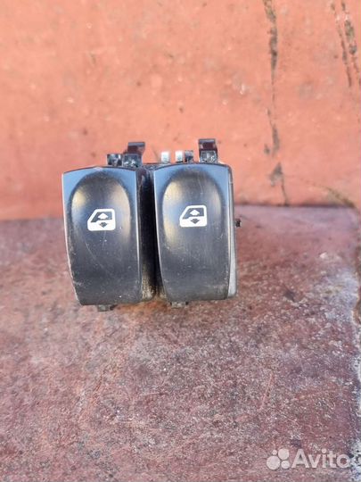 Блок управления стеклоподъемниками Рено Клио 3