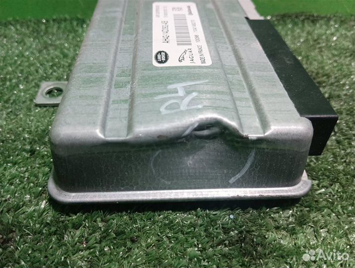 Блок управления подвеской Land Rover Discovery 4