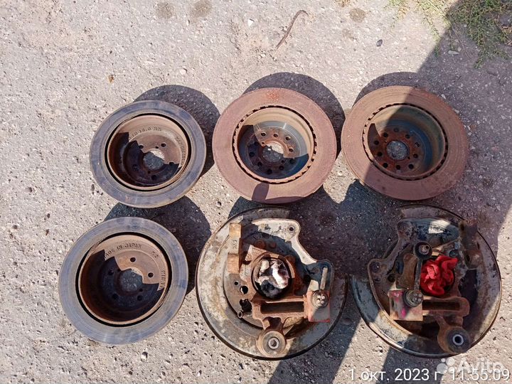 Задние кулаки субару импреза GDB sti