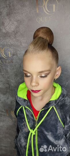 Причёска и макияж для гимнастки, локоны, стилист