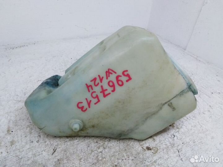 Бачок омывателя Мерседес