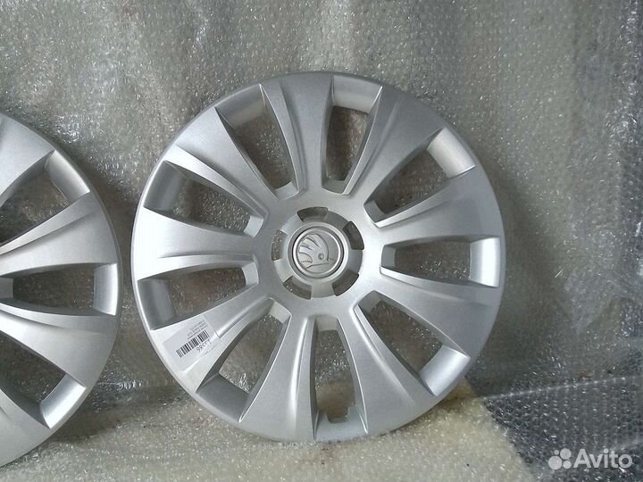 Декоративные колпаки r15 Skoda Karog оригинал