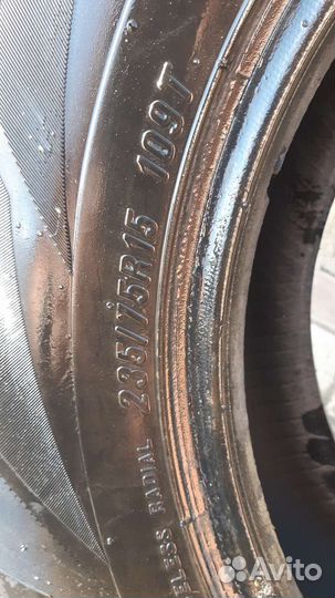 Maxxis Victra Sport VS-5 SUV 235/75 R15