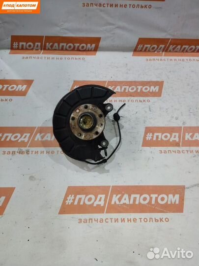 Кулак передний правый Volkswagen Golf 5 2008