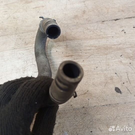 Тройник системы охлаждения Skoda Octavia A7