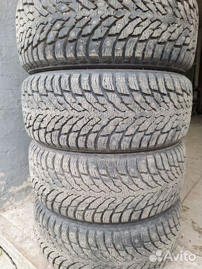 Nokian Tyres Hakkapeliitta 9 215/50 R17 95T