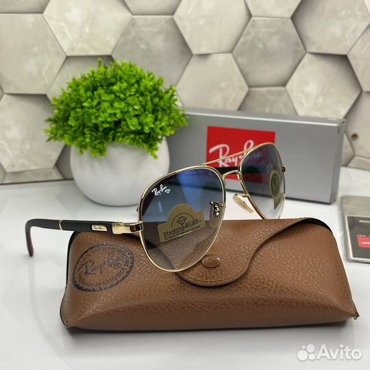 Солнцезащитные очки Ray Ban новинка