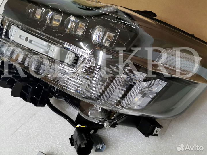 Фары Toyota Land Cruiser 200 2016+ 4 линзы F6895