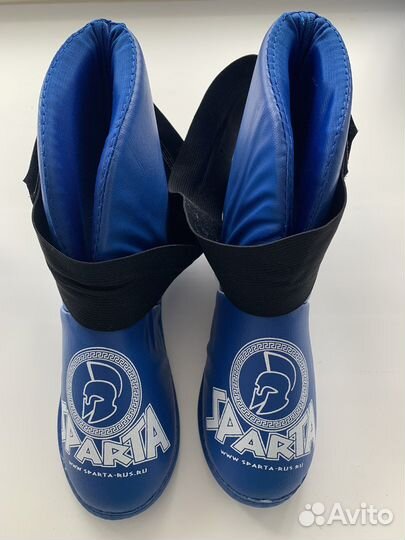 Шлем, перчатки, футы для тхеквондо