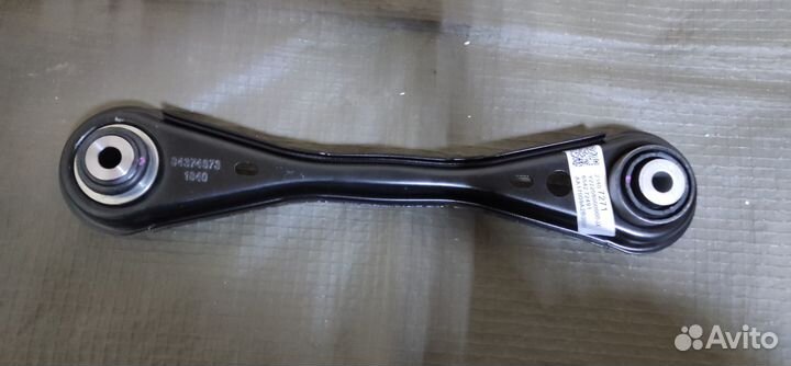 Поперечный рычаг задней подвески Cadillac XT5 XT6