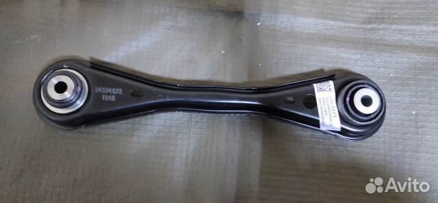 Поперечный рычаг задней подвески Cadillac XT5 XT6