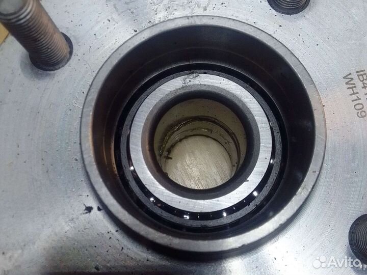 Ступица в сборе задняя Nissan almera N16