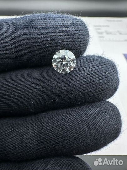 CVD Бриллиант 4.18 карат с показом на дому