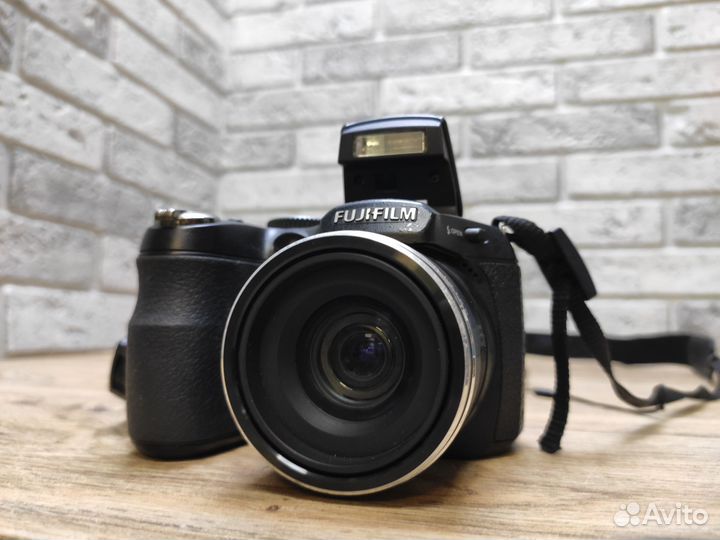 Фотоаппарат Fujifilm Finepix S 1600