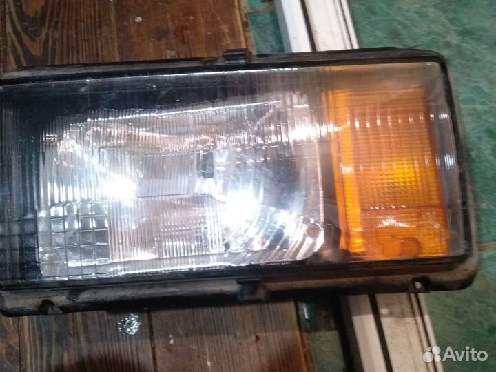 Продам передние фары для ваз Лада 07