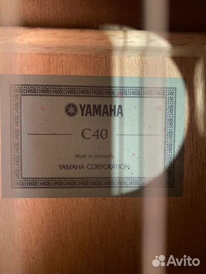 Гитара Yamaha c40