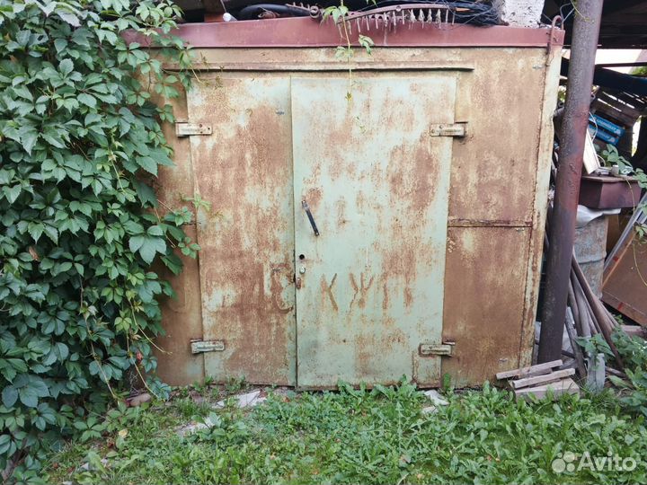 Металлический вагончик