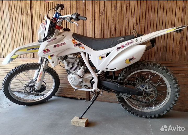 Эндуро Avantis Fx 250 LUX