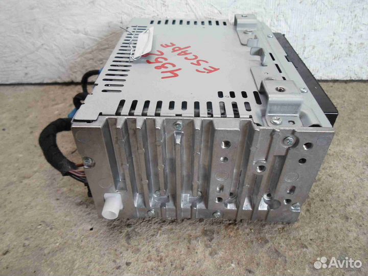 Магнитола Ford Escape 3 CJ5T19C107BG