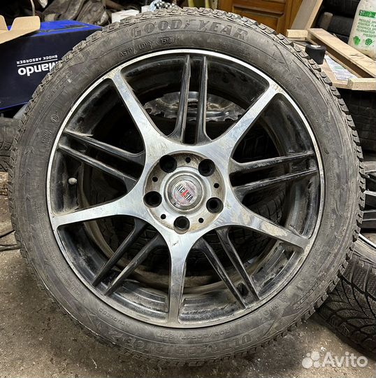 Продам литой диск Alcasta m35 r17