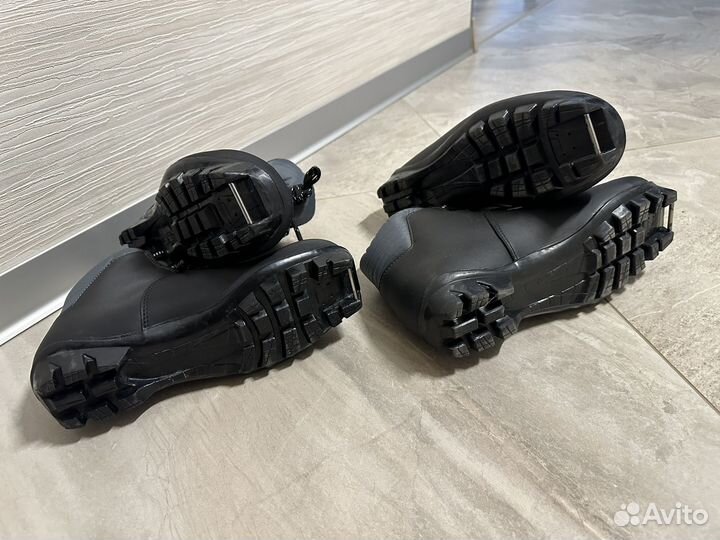 Ботинки лыжные р.39